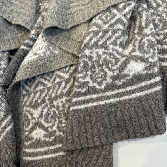 Women Abercrombie & Fitch open cardigan sweater Aztec pattern shades of grey M - Picture 5 of 7